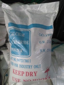 anhydrous calcium chloride powder 96%